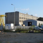budynek stoczni pod ktorym zbudowano schron